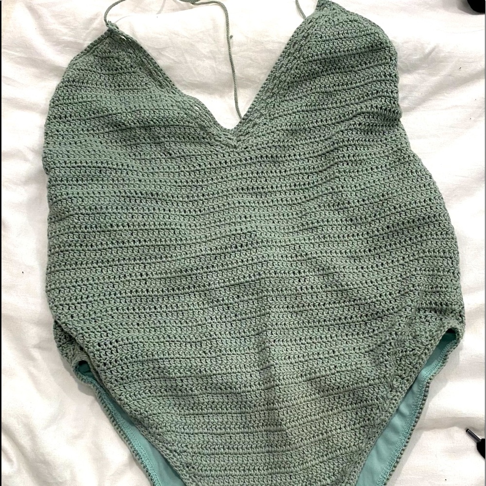 Bathing suit